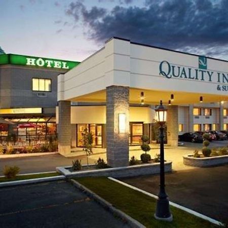 Quality Inn & Suites Brossard Buitenkant foto