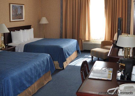 Quality Inn & Suites Brossard Kamer foto